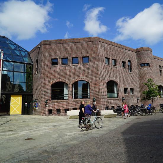 Holstebro Bibliotek 