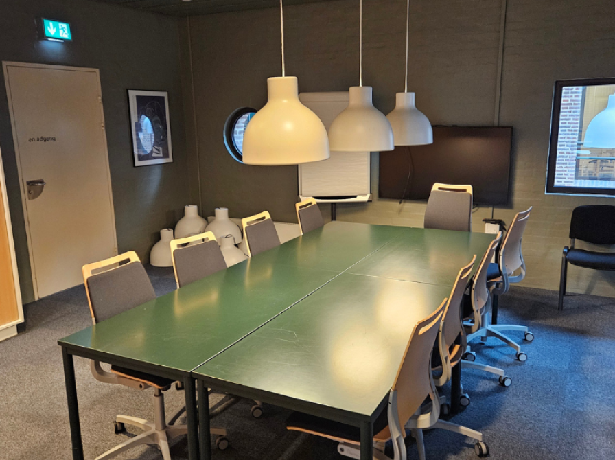 Book lokalet det grønne semikolon 